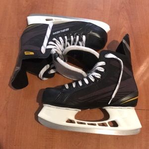 Bauer Supreme 140 Men Skating Shoe